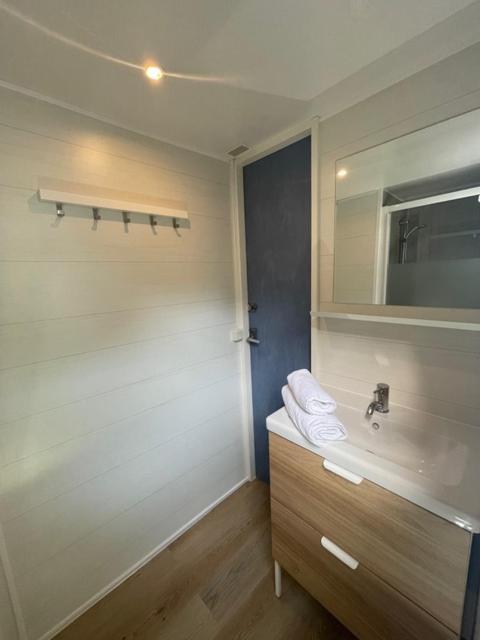 Camping Les Cigales Hotel Mandelieu Eksteriør billede